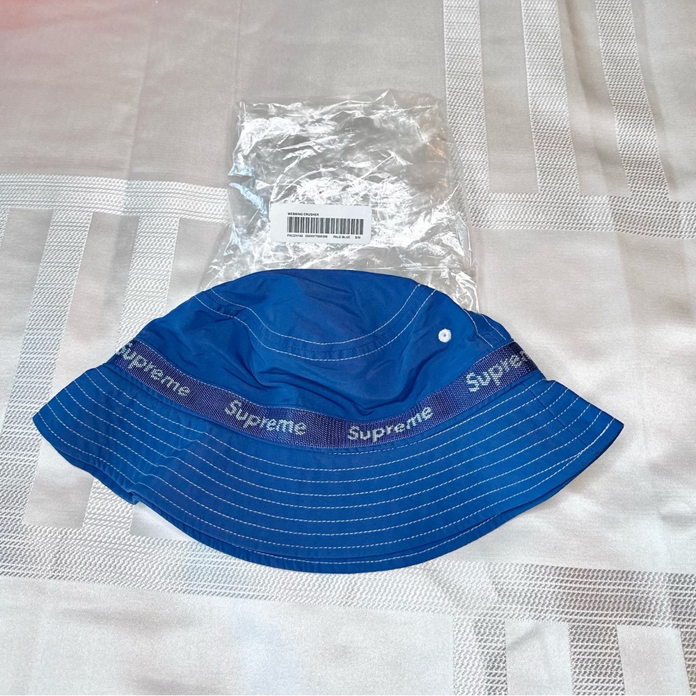 NWT Authentic Supreme Webbing Crusher blue hat